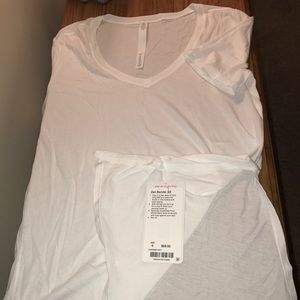 Lulu lemon white v neck tee